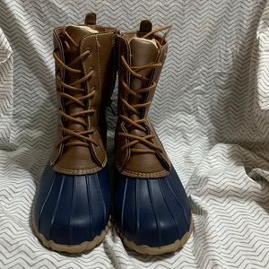 Womens size 8 DKSUKO rain boots brown/blue